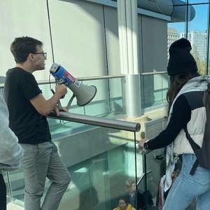 Meet your Posher, Beck